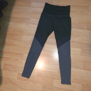 Strut This multi color leggings